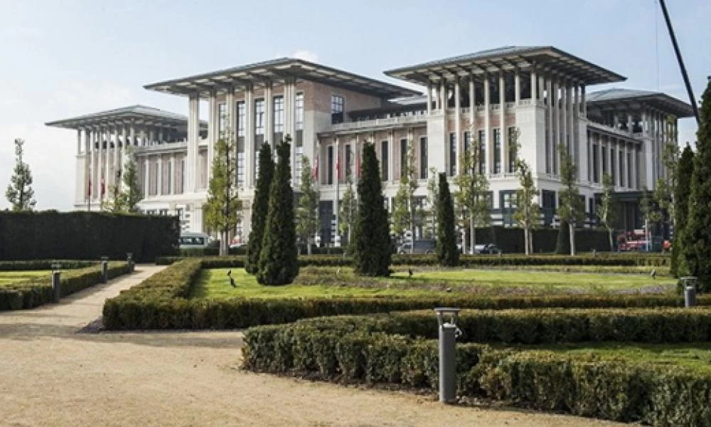 Λευκό Σαράι: Η κατασπατάληση του τουρκικού πλούτου για τη καλοπέραση του Ερντογάν